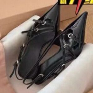 Black Patent Pointed-Toe Strappy Heels - SIZE 36/US6